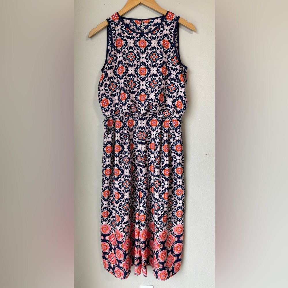 Vince Camuto Tile Patterned Crop Jumpsuit Women’s Size 4 Missing Belt